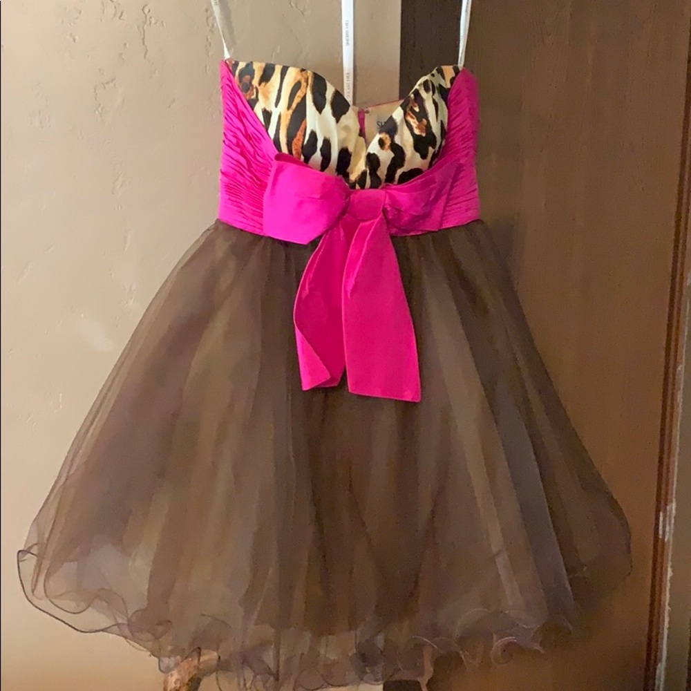 Sherri hill prom dress